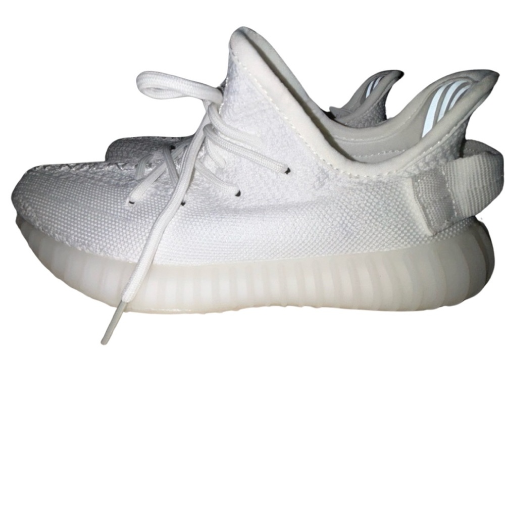 Men’s Size 4.5 Women’s 6.5 Adidas White Yeezy Boost 350 V2 Sneakers. Never Worn - Picture 2 of 10